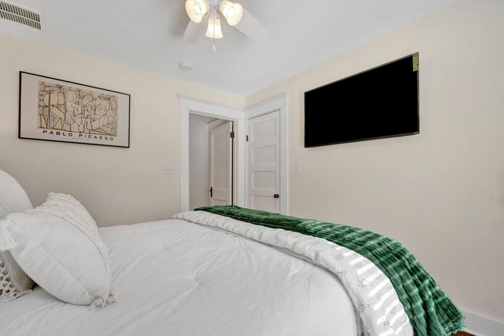 The Victorian - Elegant 3Br Home Near Overton ممفيس المظهر الخارجي الصورة