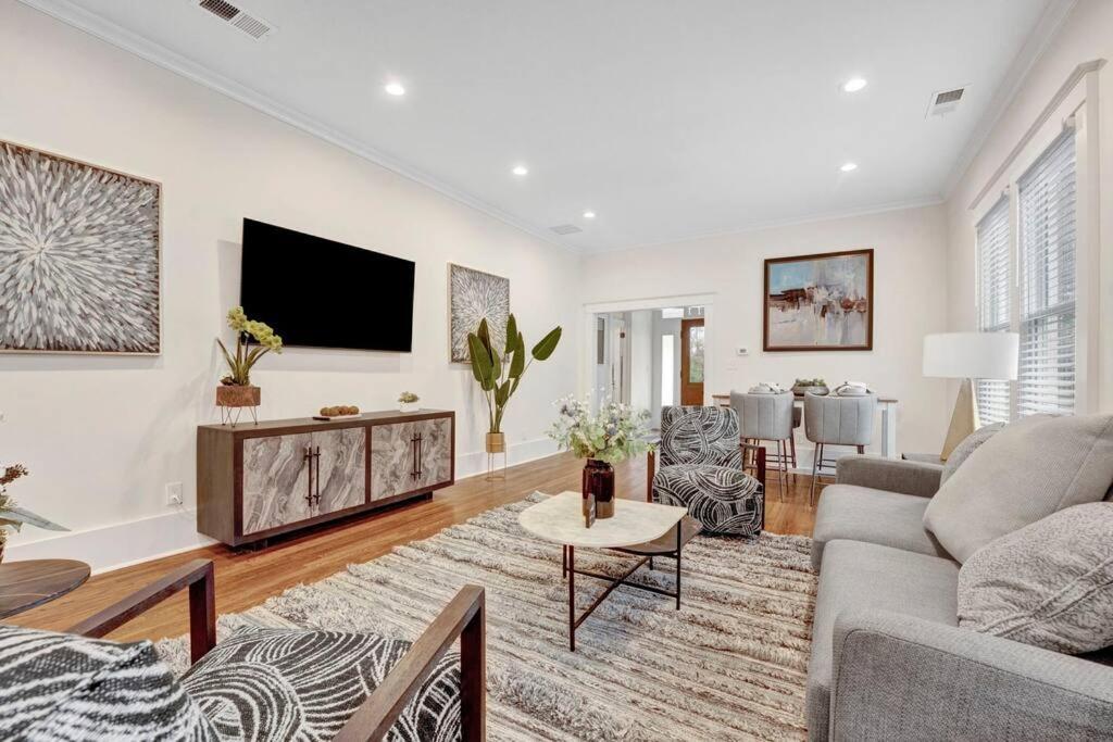The Victorian - Elegant 3Br Home Near Overton ممفيس المظهر الخارجي الصورة