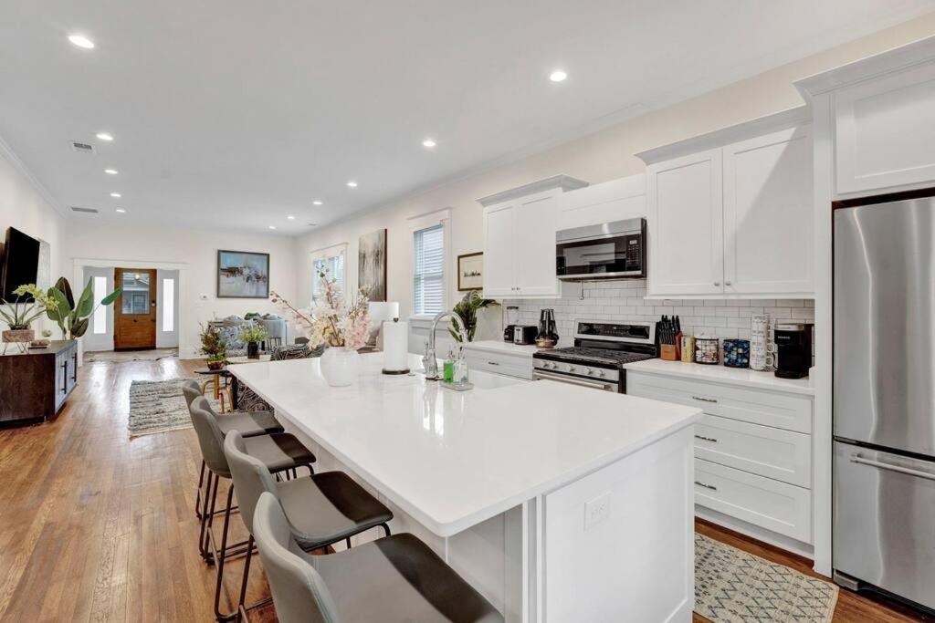 The Victorian - Elegant 3Br Home Near Overton ممفيس المظهر الخارجي الصورة