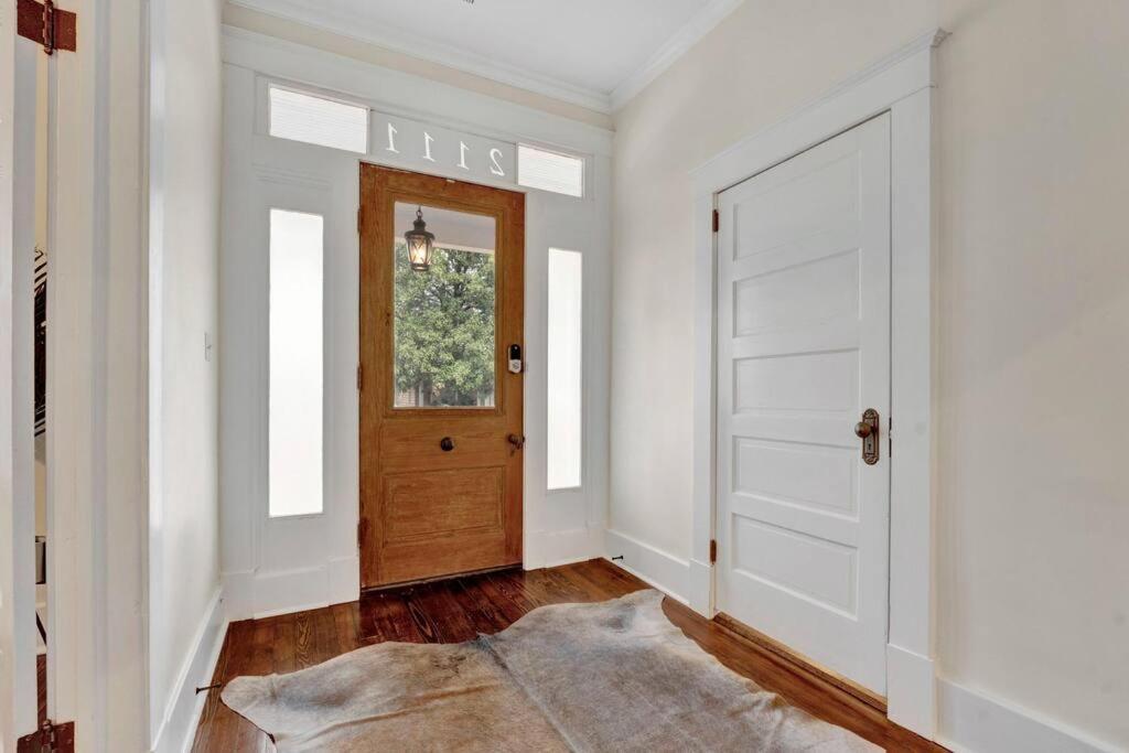 The Victorian - Elegant 3Br Home Near Overton ممفيس المظهر الخارجي الصورة