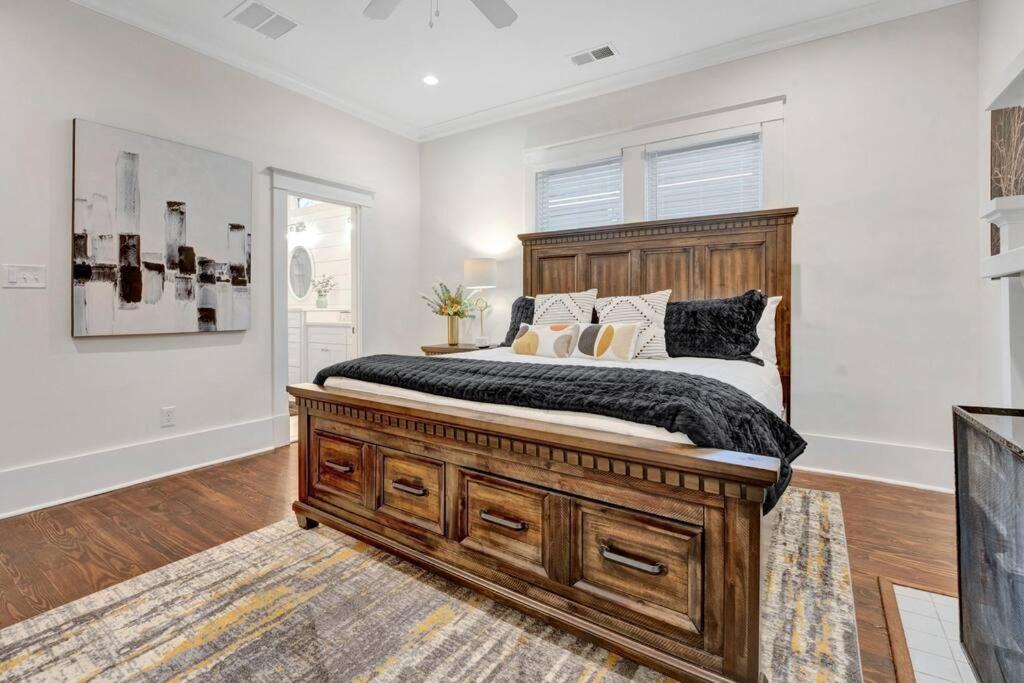 The Victorian - Elegant 3Br Home Near Overton ممفيس المظهر الخارجي الصورة