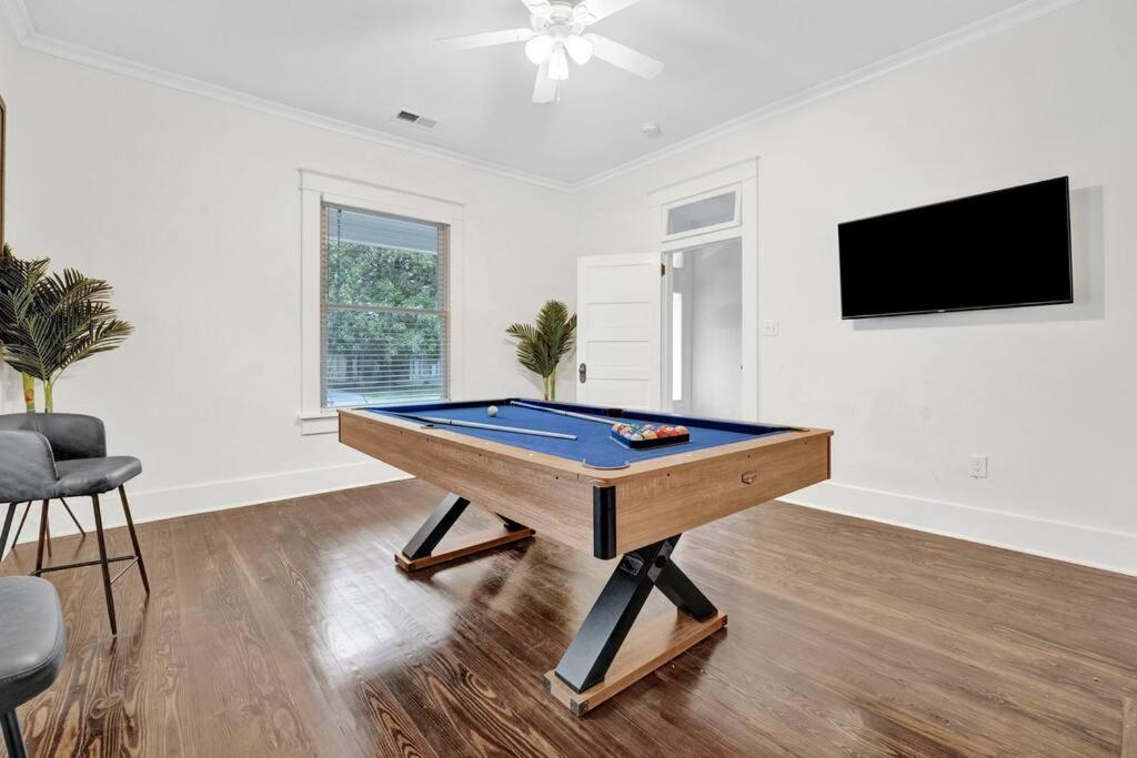 The Victorian - Elegant 3Br Home Near Overton ممفيس المظهر الخارجي الصورة