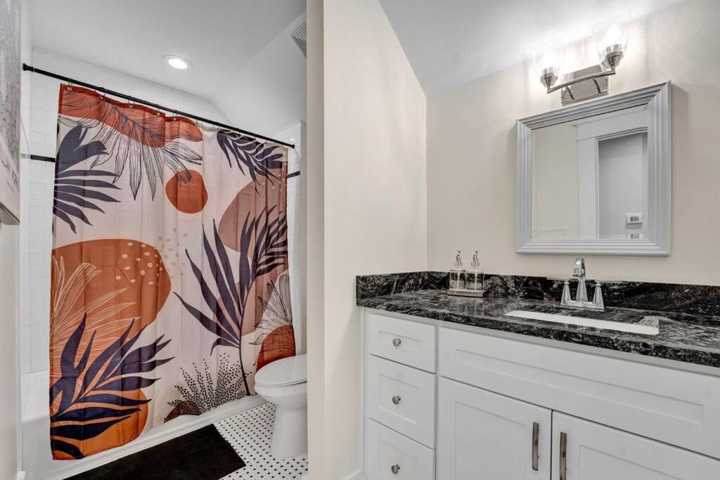The Victorian - Elegant 3Br Home Near Overton ممفيس المظهر الخارجي الصورة