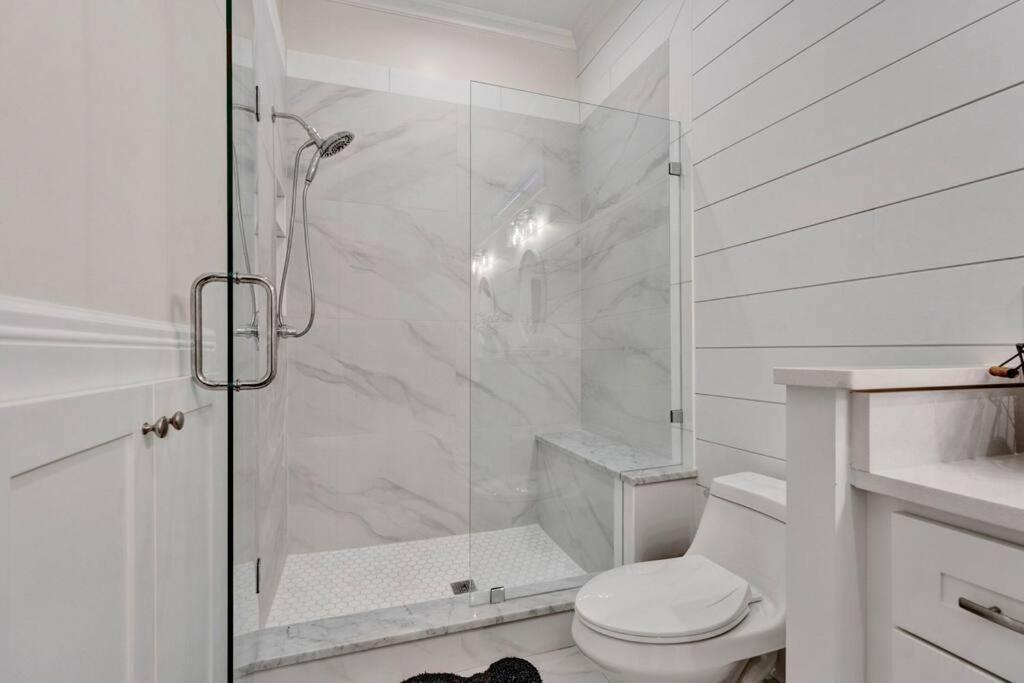 The Victorian - Elegant 3Br Home Near Overton ممفيس المظهر الخارجي الصورة