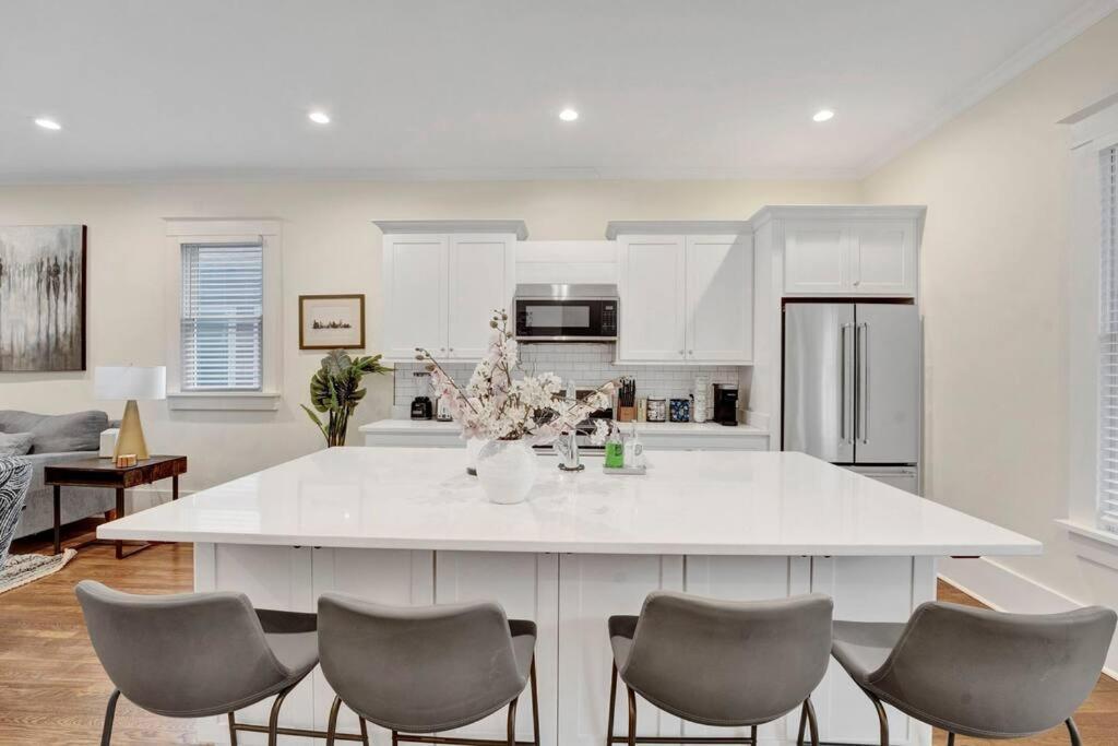 The Victorian - Elegant 3Br Home Near Overton ممفيس المظهر الخارجي الصورة
